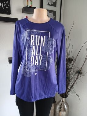 Old Navy Purple 'Run All Day' Long-Sleeve Active Tee
